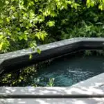 Kaltwasserbecken im Garten